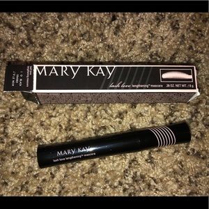 Love lash lengthening mascara!